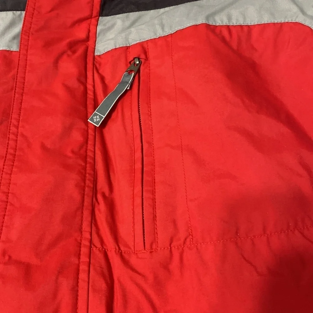Columbia ski jacket. Size large.